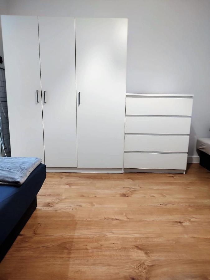 Tanie Noclegowanie Katovice Exteriér fotografie