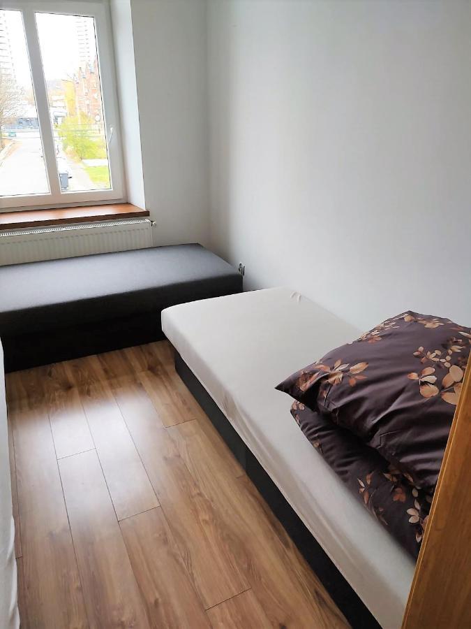 Tanie Noclegowanie Katovice Exteriér fotografie