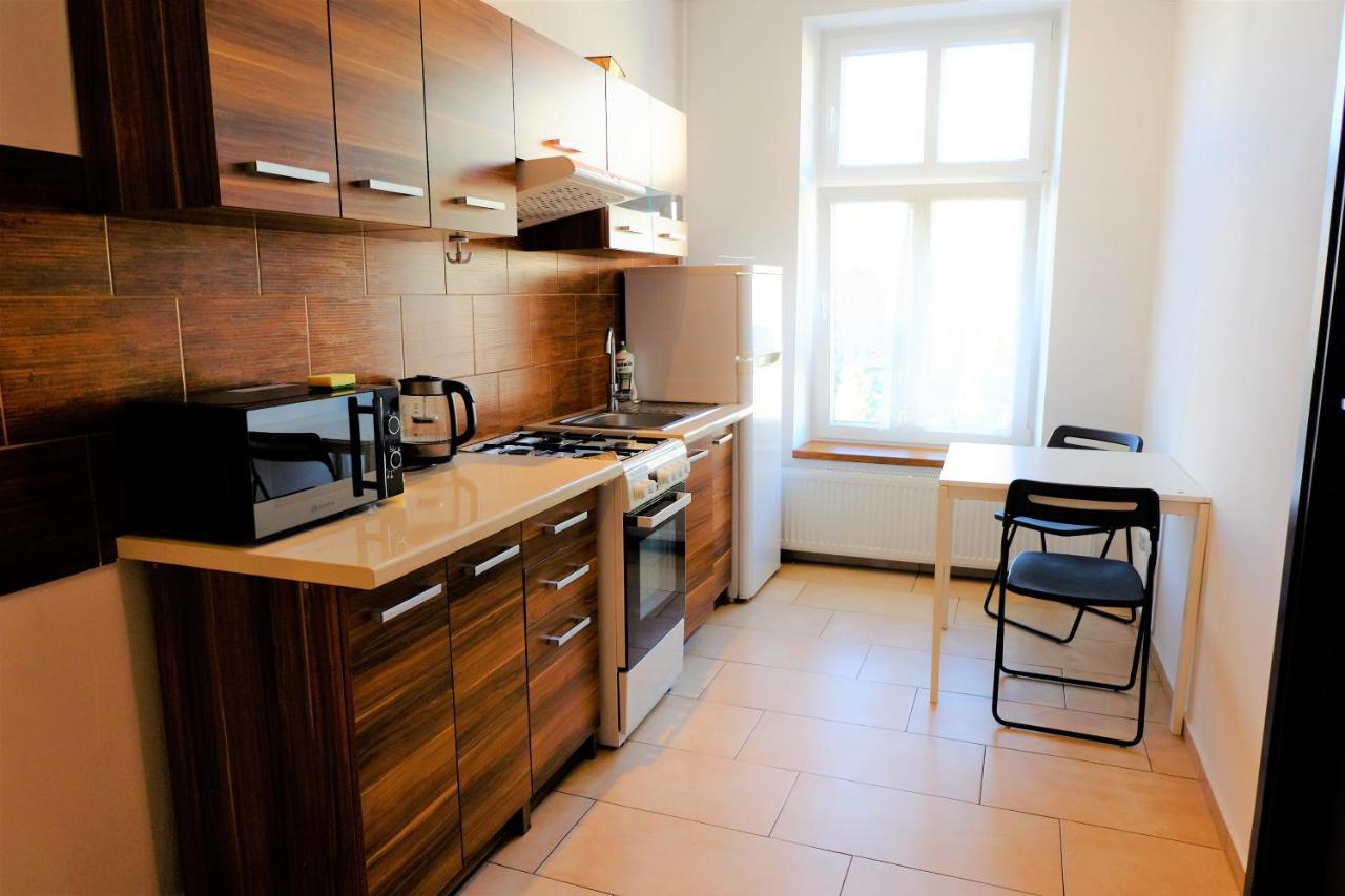 Tanie Noclegowanie Katovice Exteriér fotografie