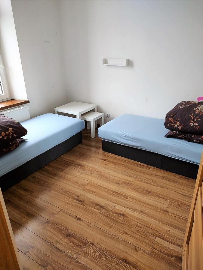Tanie Noclegowanie Katovice Exteriér fotografie